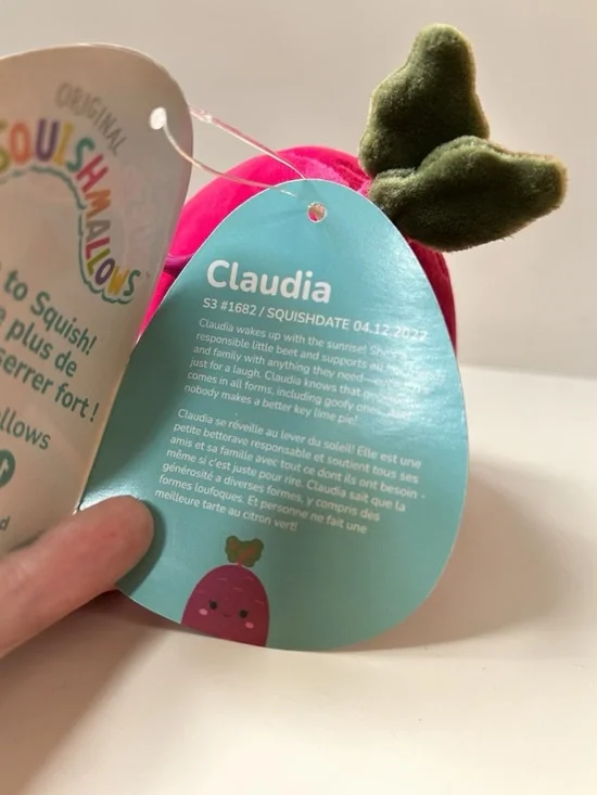 Squishmallows Claudia Beet Clip-On Keychain NWT 2023 Kellytoy - Picture 2 of 7